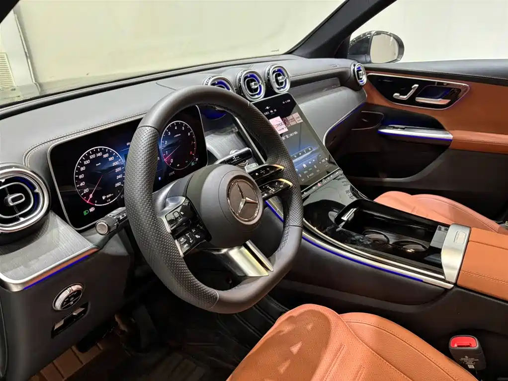 Mercedes-Benz GLC 2025 Model Year GLC 260 L 4MATIC Luxury фото 6