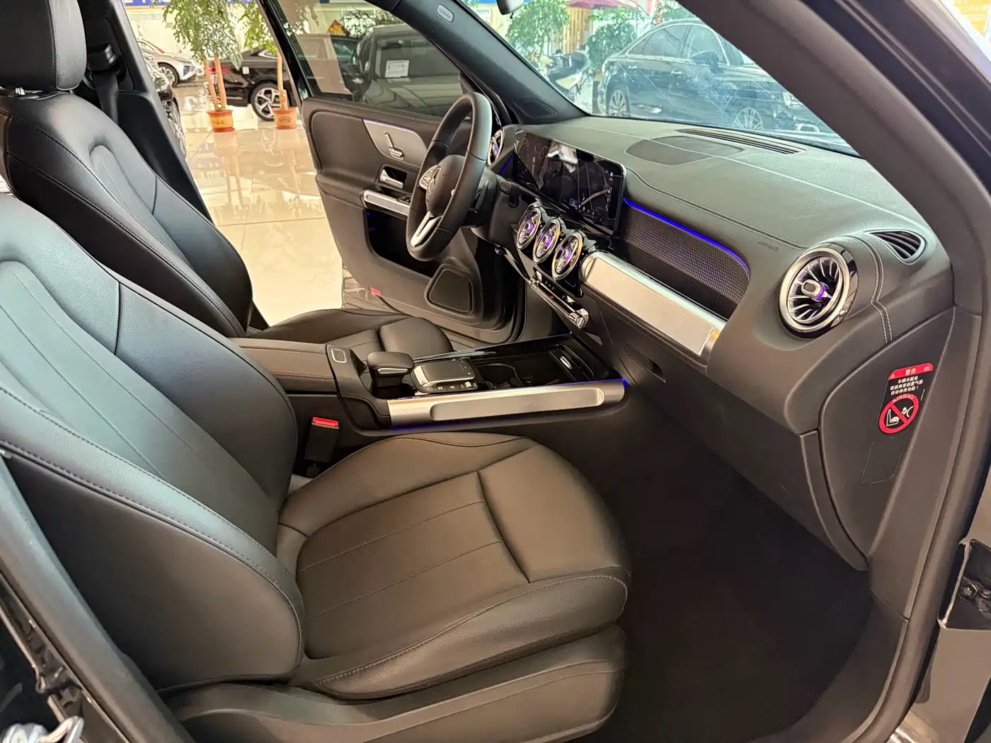 Mercedes-Benz GLB 2023 GLB 200 Dynamic фото 6