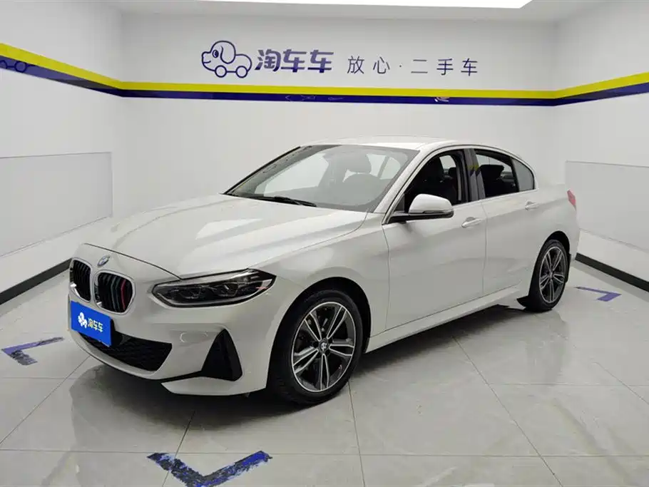 BMW 1 Series 2021 120i M Sport