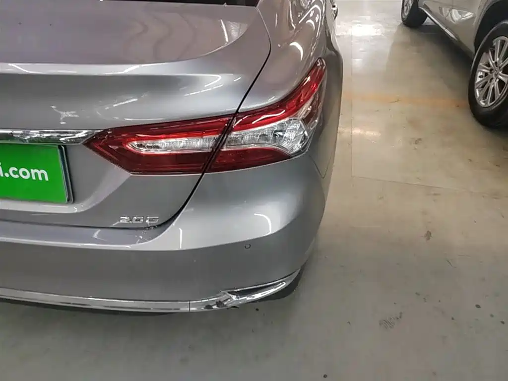 Toyota Camry 2023 2.0G Luxury Edition фото 8