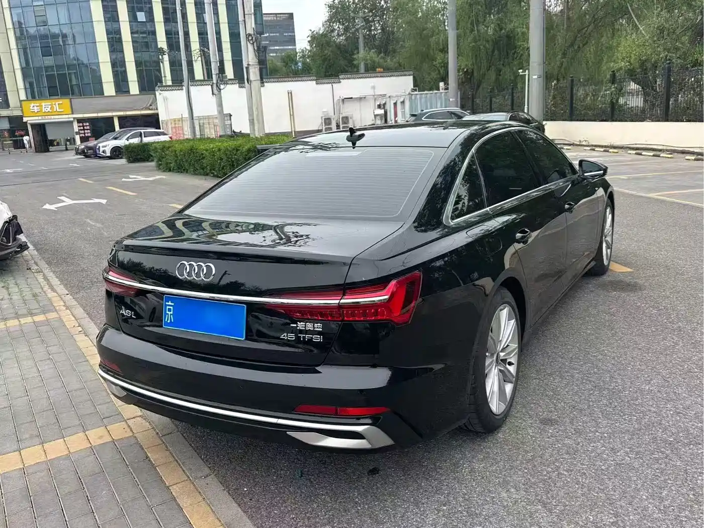 Audi A6L 2023 45 TFSI Premium Selection Dynamic фото 13