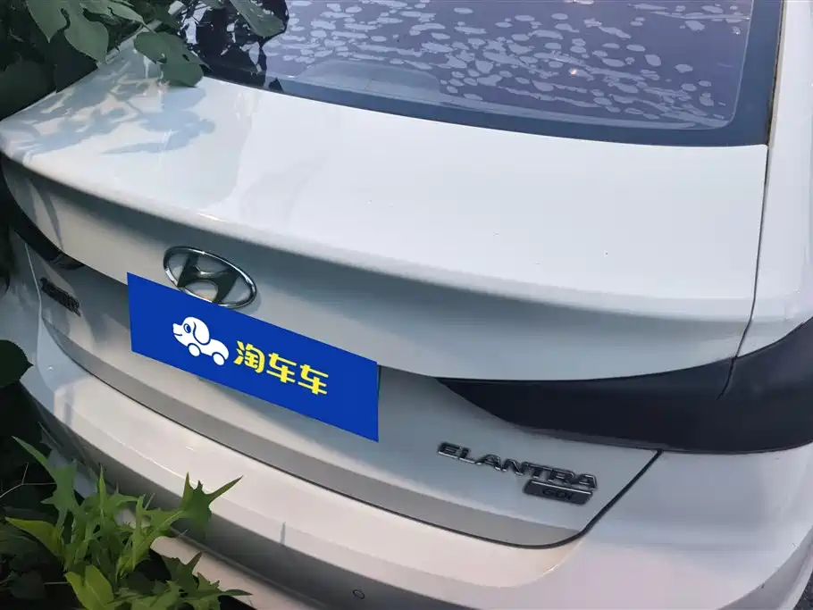 Hyundai Elantra 2016 Model 1.6L Automatic Smart Elite фото 4