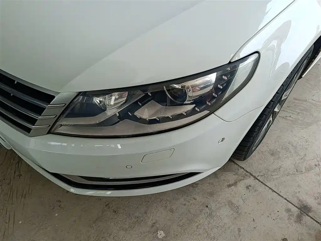 Volkswagen FAW-Volkswagen CC 2016 Model 1.8TSI Luxury фото 18