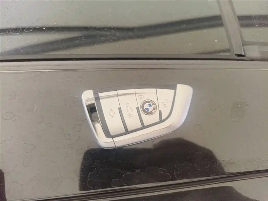 BMW 1 Series 2019 118i M Sport Package фото 9