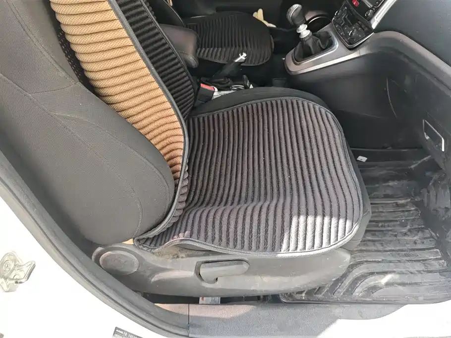 Haval M6 2018 1.5T Manual 2WD Urban фото 8
