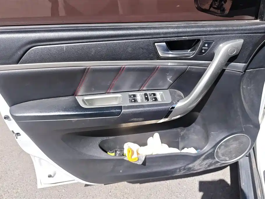 Haval M6 2018 1.5T Manual 2WD Urban фото 7
