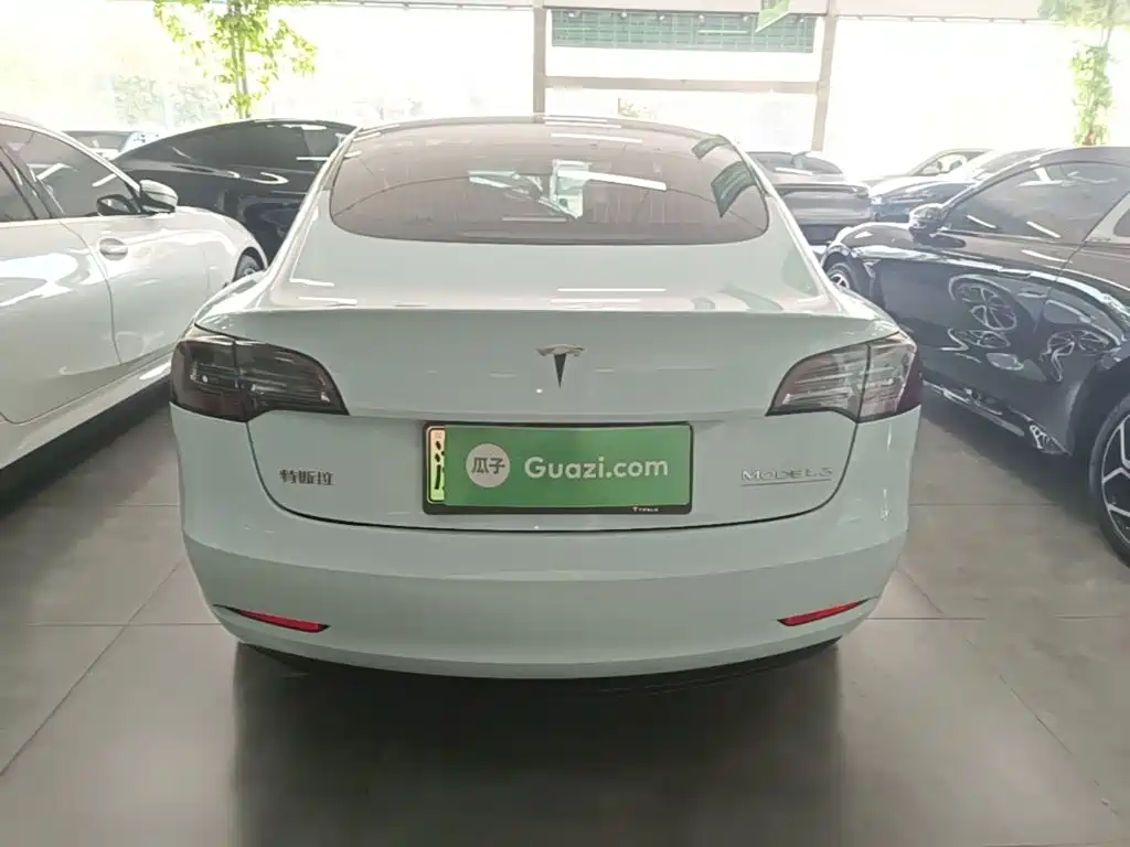 Tesla Model 3 2020 2020 Facelift Long Range Rear-Wheel Drive