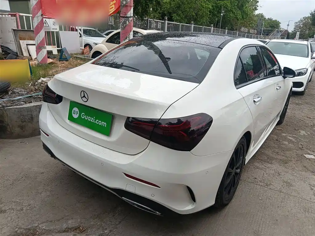 Mercedes-Benz A-Class 2019 A 200 L Sport Sedan фото 7