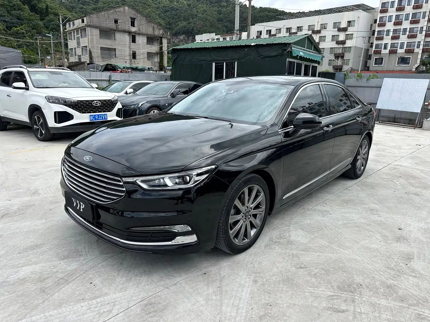 Ford Taurus 2021 2019 EcoBoost 245 Premium Edition