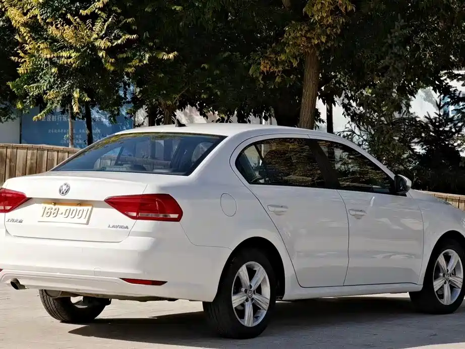 VOLKSWAGEN LAVIDA