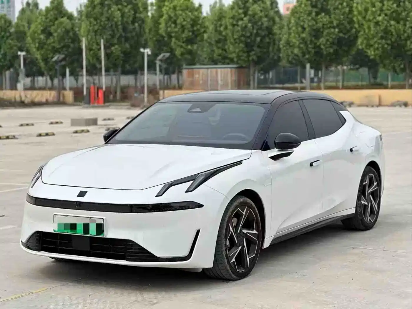 Lynk & Co 07 EM-P 2024 EM-P 126 Long Range Halo фото 3