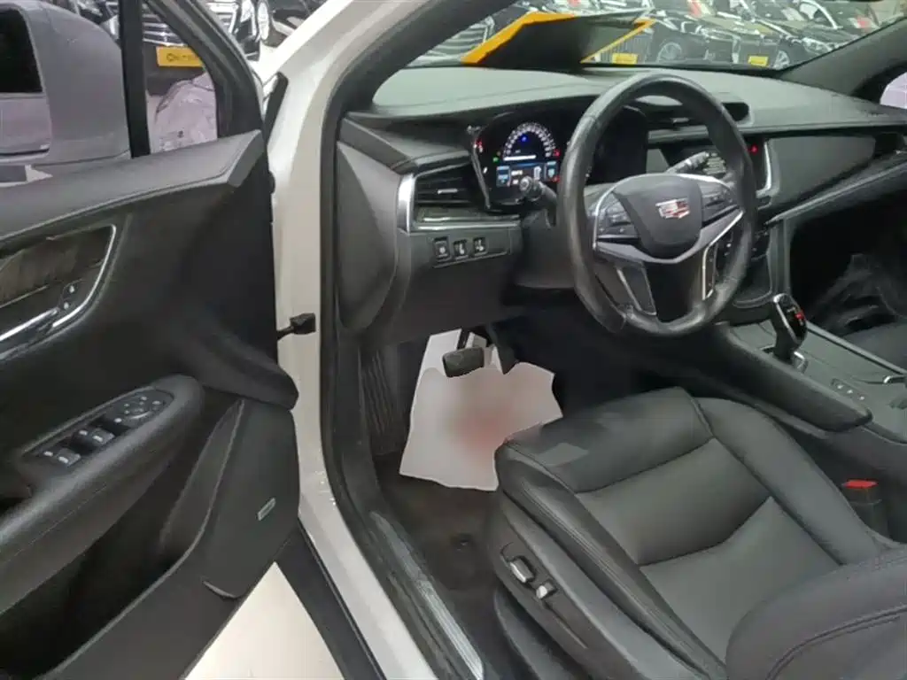 Cadillac XT5 2018 28E AWD Technology Model фото 16
