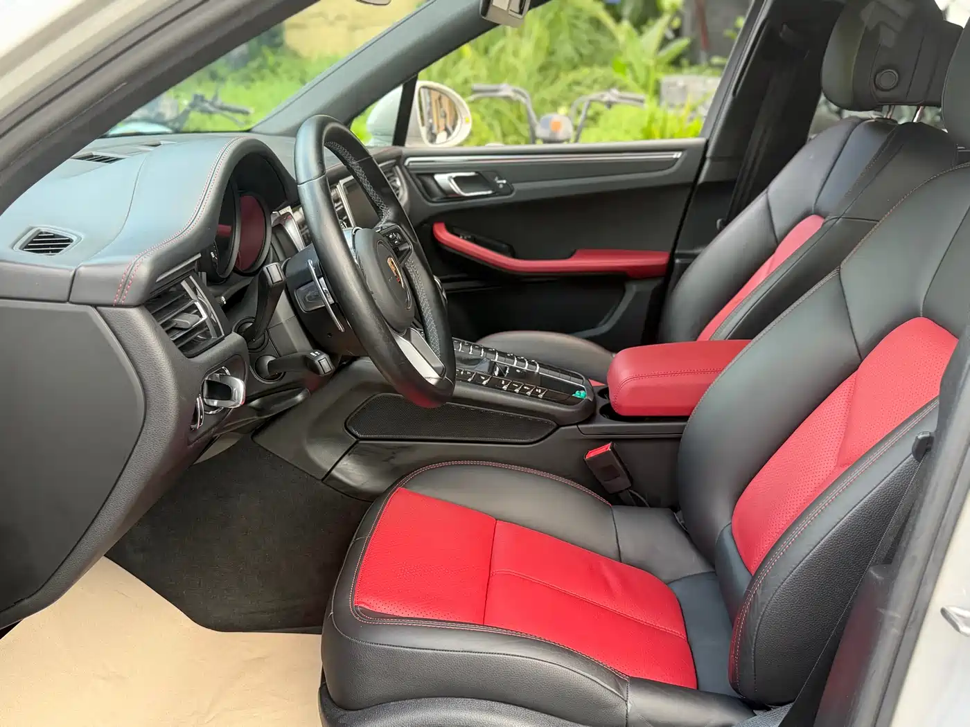 Porsche Macan 2022 Macan 2.0T фото 9