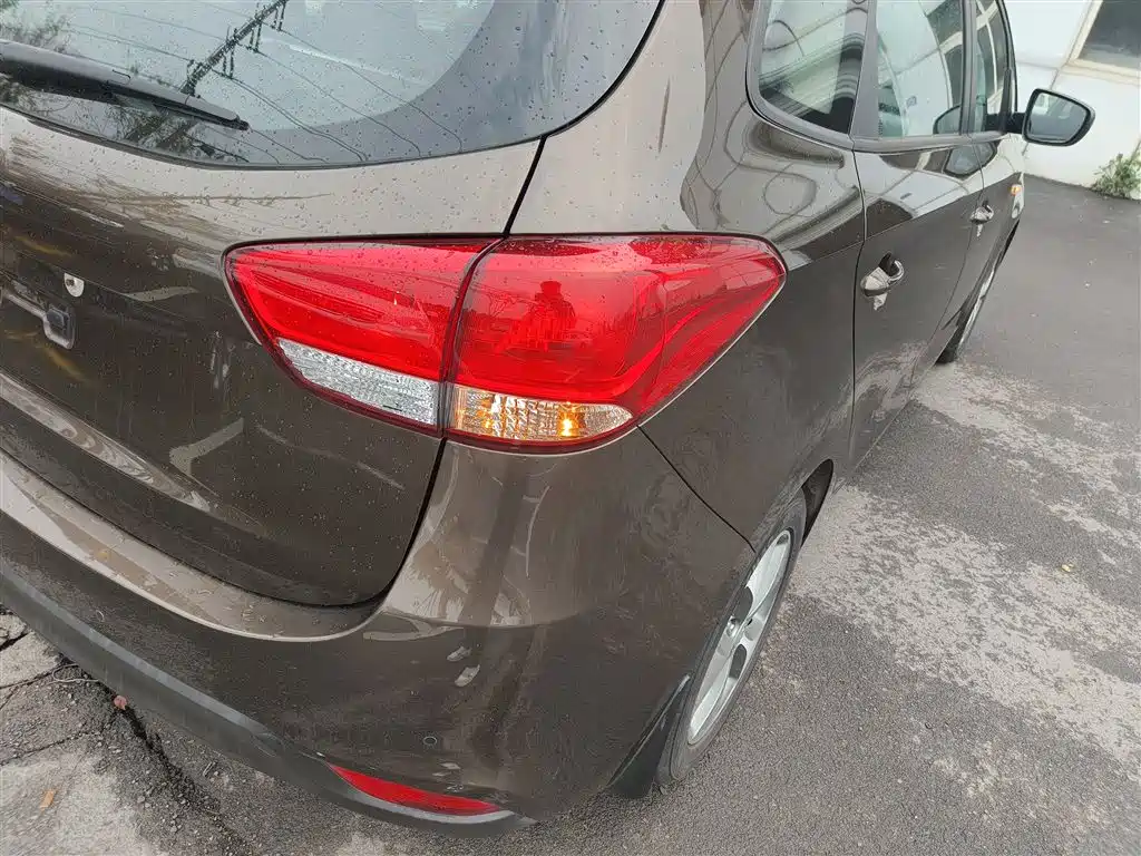 Kia Carens 2013 2.0L 5-seat Auto Standard (China V) фото 8