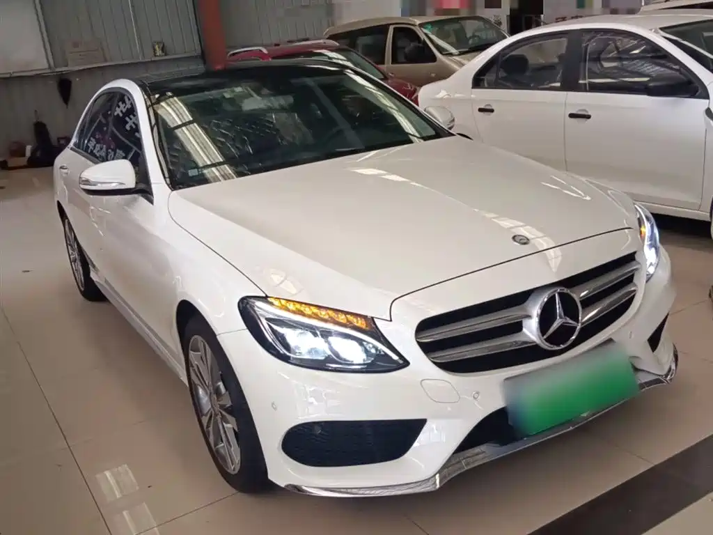 Mercedes-Benz C-Class 2016 C 200 L 4MATIC Sport фото 4