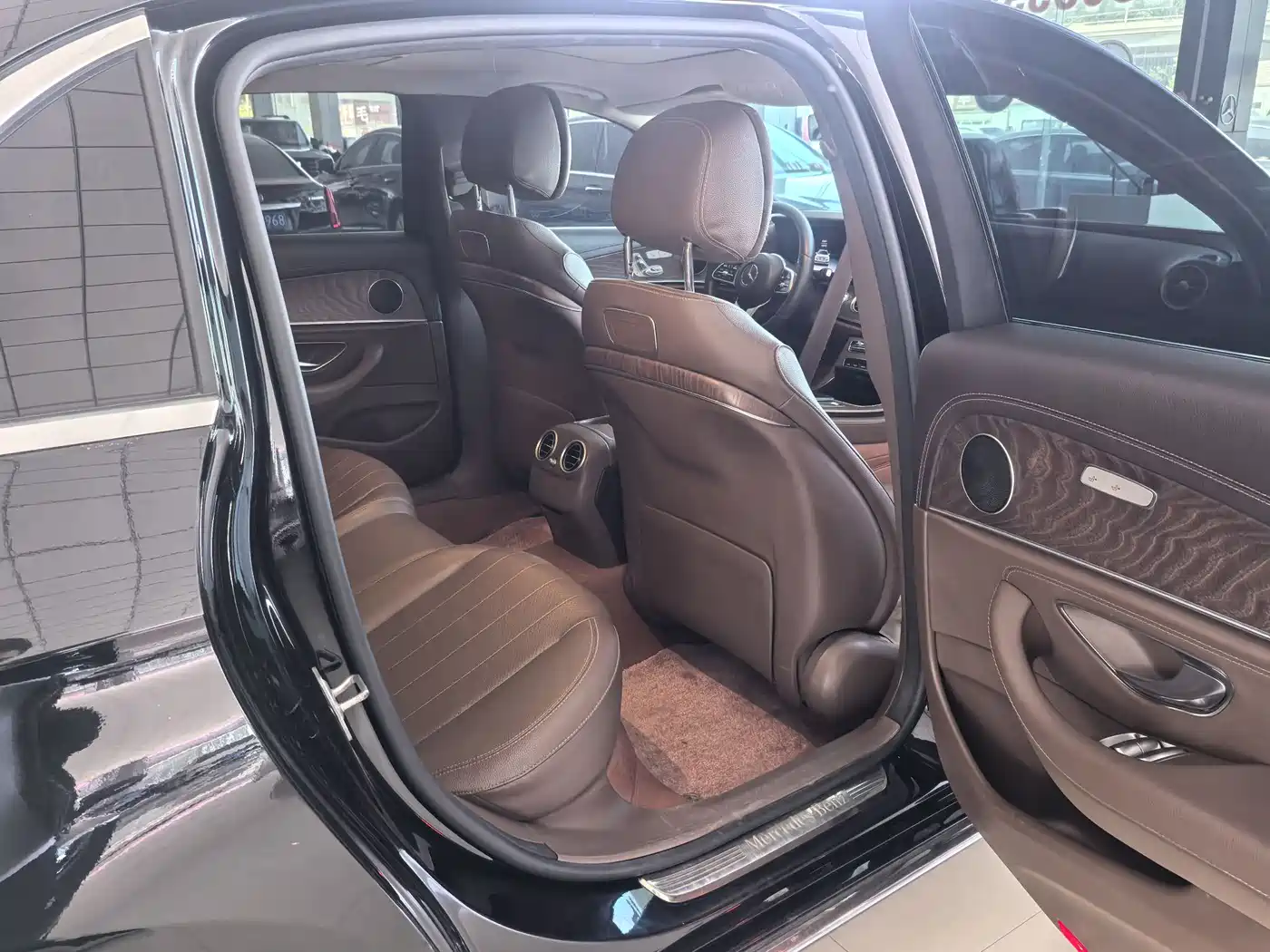 Mercedes-Benz E-Class 2020 Facelift E 300 L Fashion фото 8