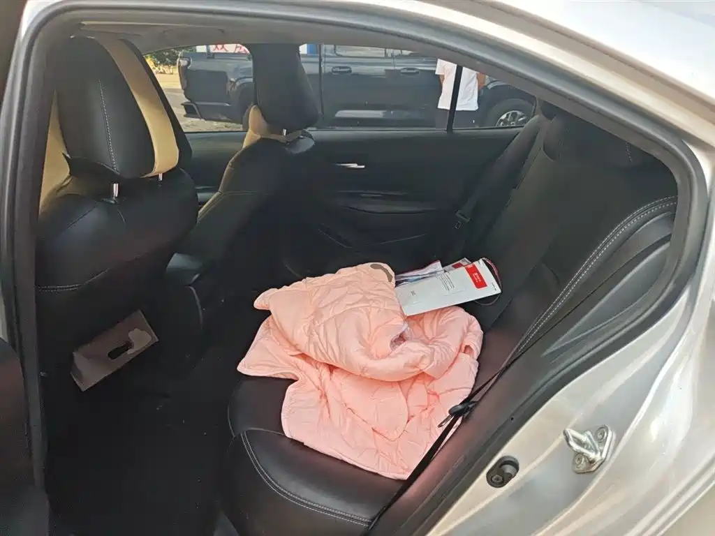 Toyota Corolla 2021 TNGA 1.5L CVT Elite Edition фото 15