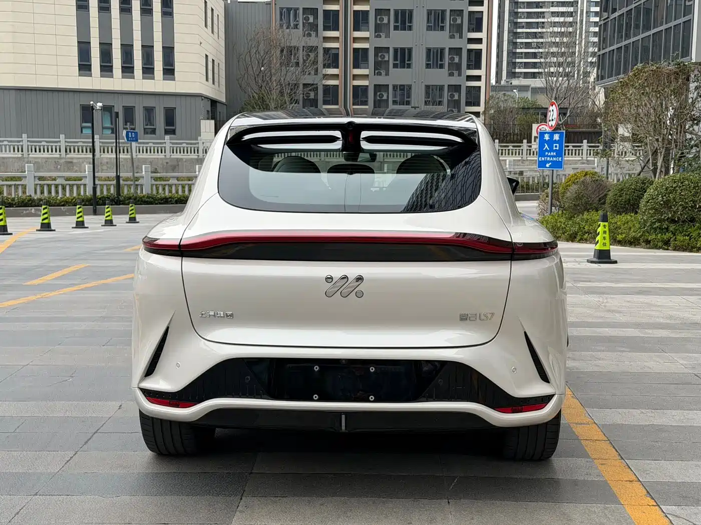 ZHIJI AUTOMOBILE ZHIJI LS7