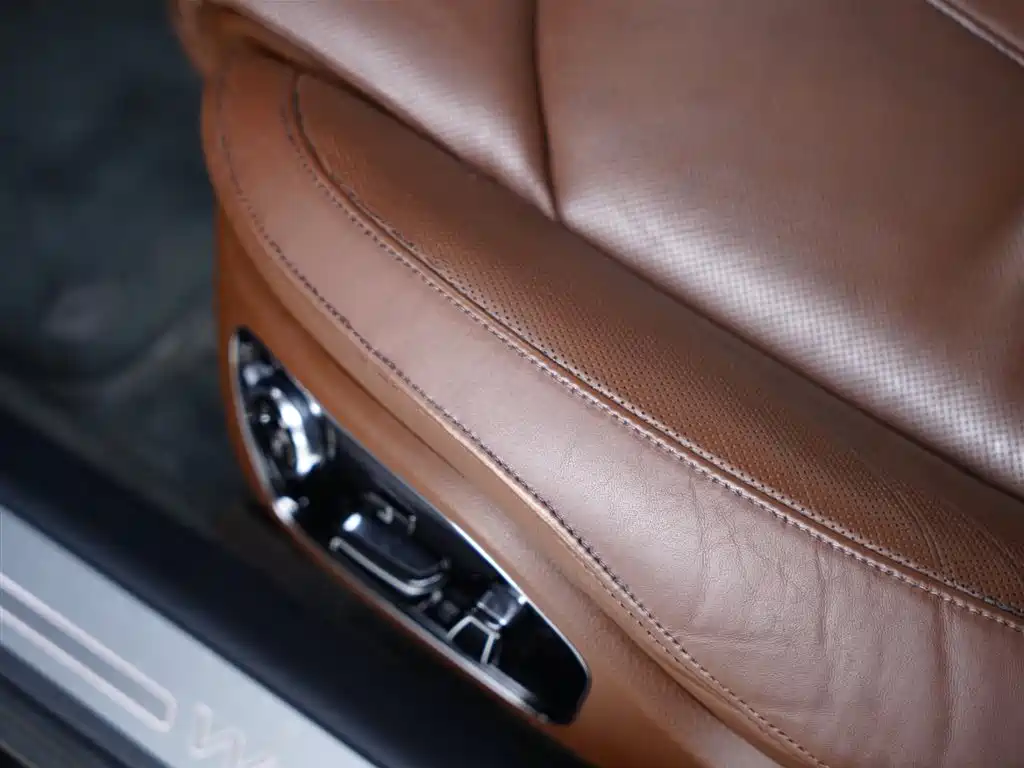 Audi A8 2013 A8L 6.3 FSI W12 quattro Flagship фото 31