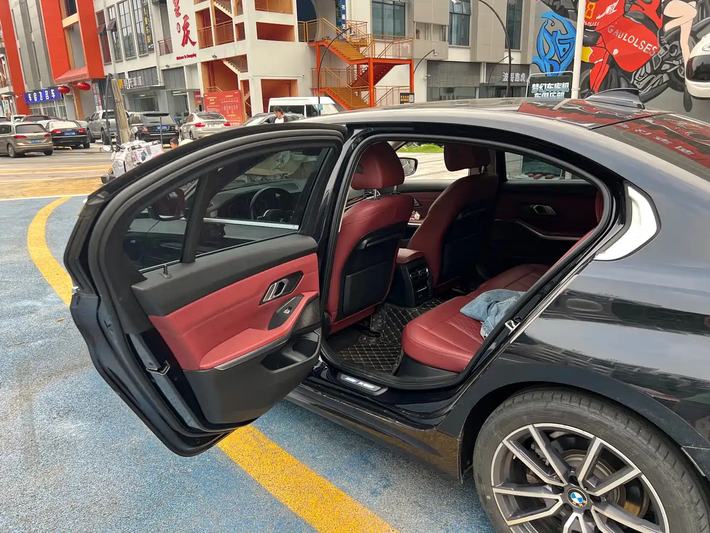 BMW 3 Series 2022 320Li M Sport Package фото 6