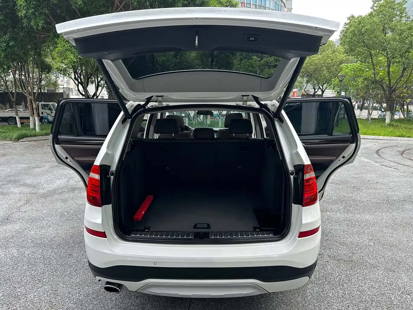 BMW X3 (Import) 2014 xDrive20i X Design Package фото 11
