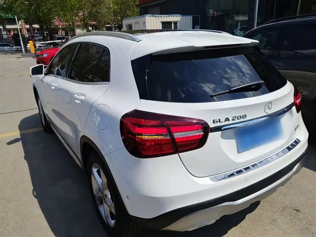 Mercedes-Benz GLA 2017 GLA 200 Dynamic фото 5