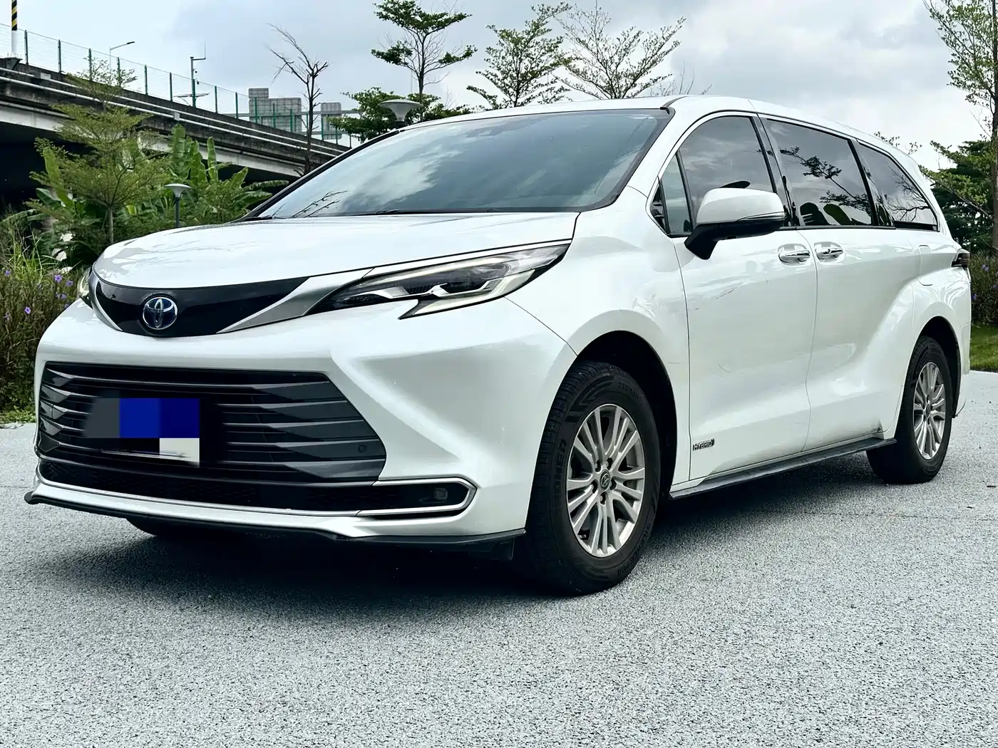 Toyota Sienna 2021 2.5L Hybrid Premium Edition