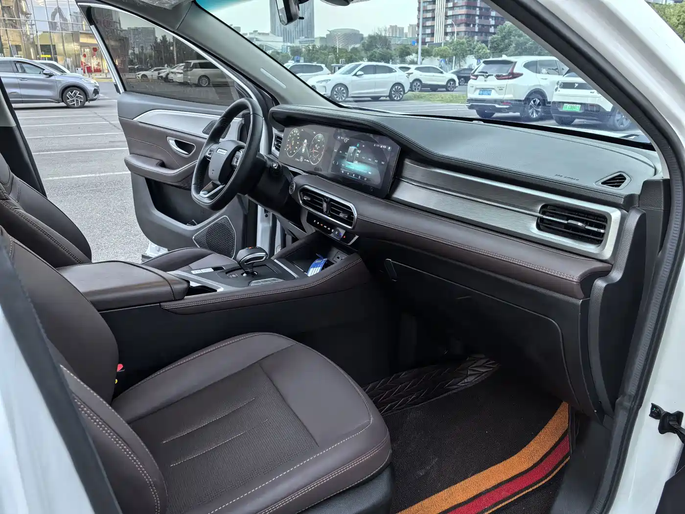 Jetour X90 PLUS 2024 2023 Facelift 1.6TD DCT Villa 7-seater