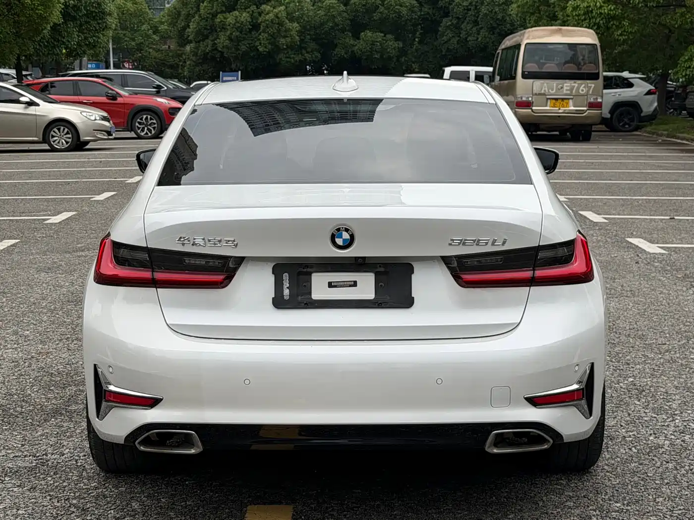 BMW 3 Series 2020 325Li Launch Edition фото 13