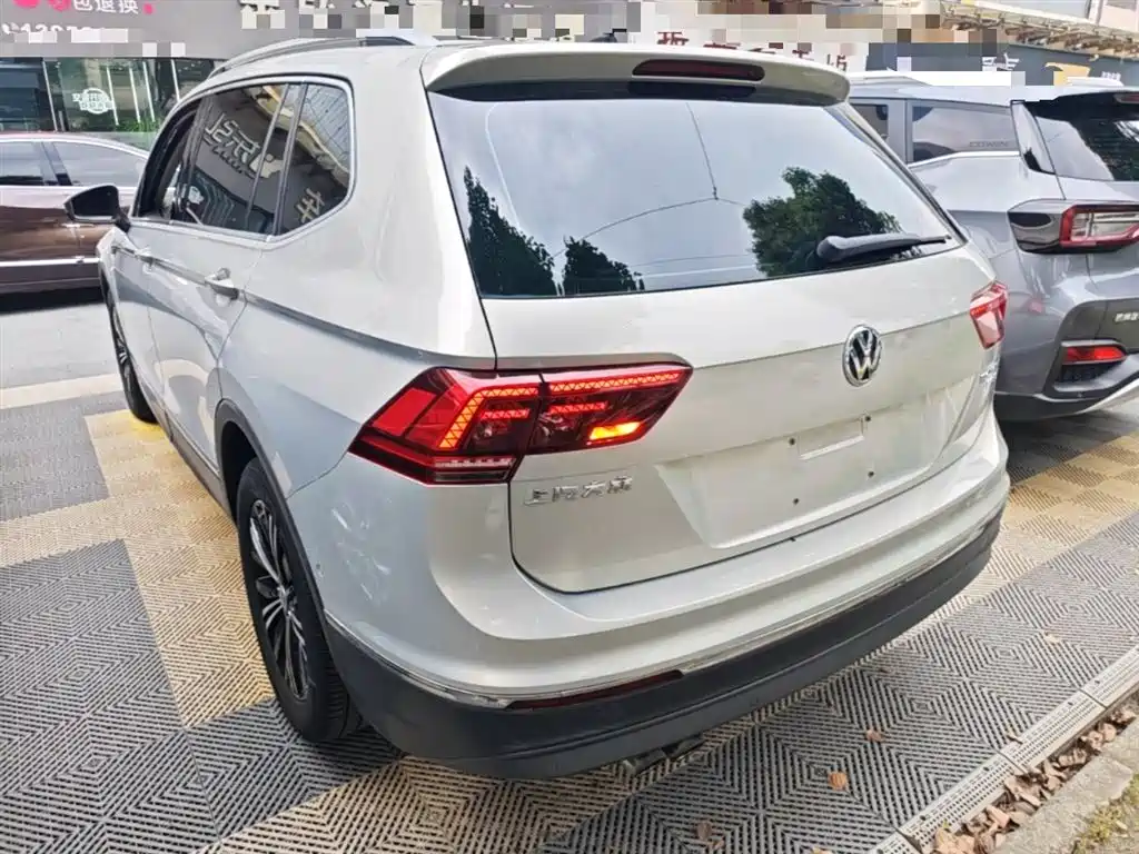 Volkswagen Tiguan L 2017 330TSI Automatic 2WD Flagship Edition фото 5