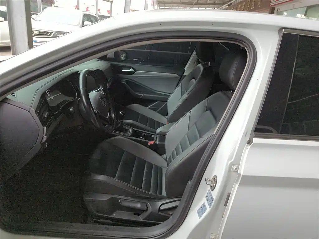 Volkswagen Sagitar 2019 200TSI Manual Comfort Edition China VI фото 15