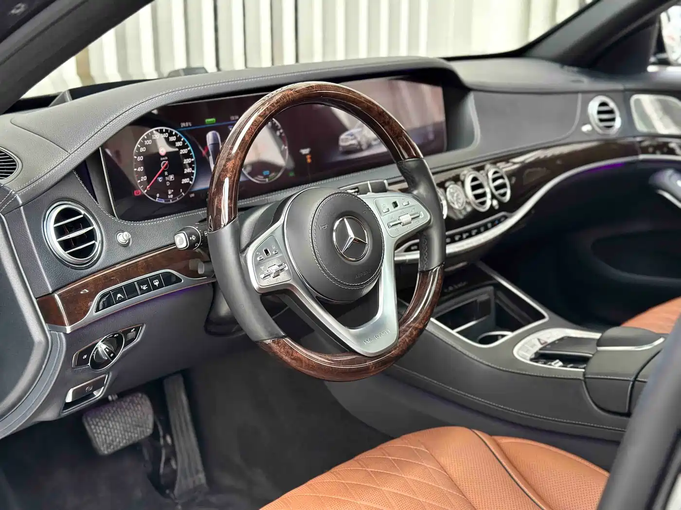 Mercedes-Benz Maybach S-Class 2020 S 450 4MATIC Collector's Edition фото 10