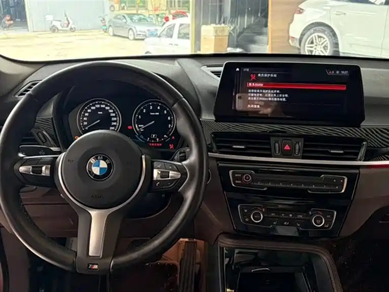 BMW X1 2022 sDrive20Li Premium фото 18