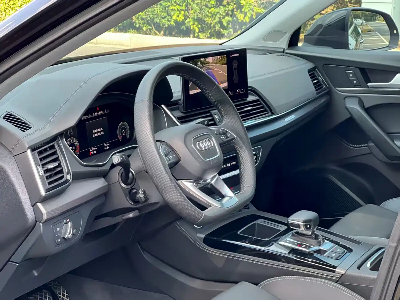 Audi Q5L 2022 Facelift 45T Luxury Dynamic фото 18