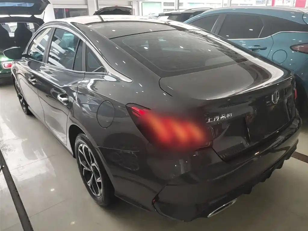 MG MG5 2021 2021 Model 180DVVT CVT Youth Luxury Edition