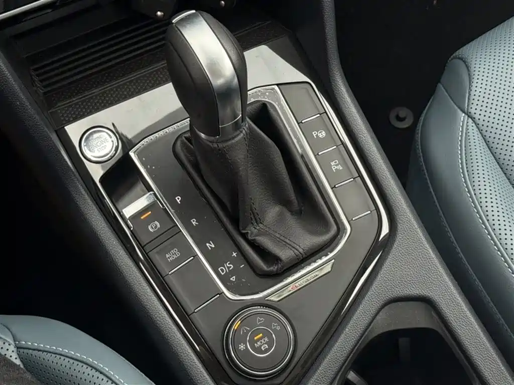 Volkswagen Tharu 2023 330TSI 4WD Moon Premium Edition фото 19