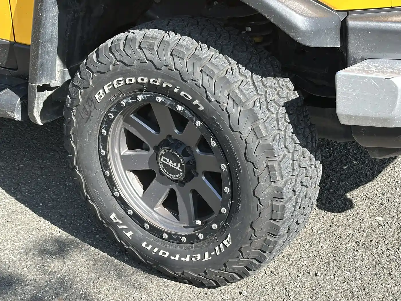 Toyota FJ Cruiser 2013 4.0L фото 16
