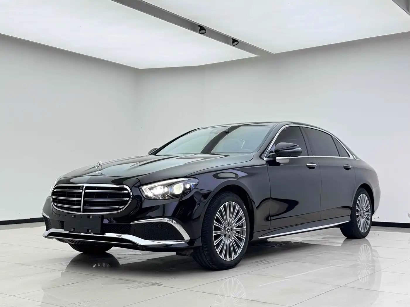  E CLASS