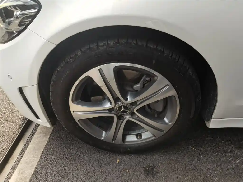 Mercedes-Benz C-Class 2019 C 260 L Sport фото 23