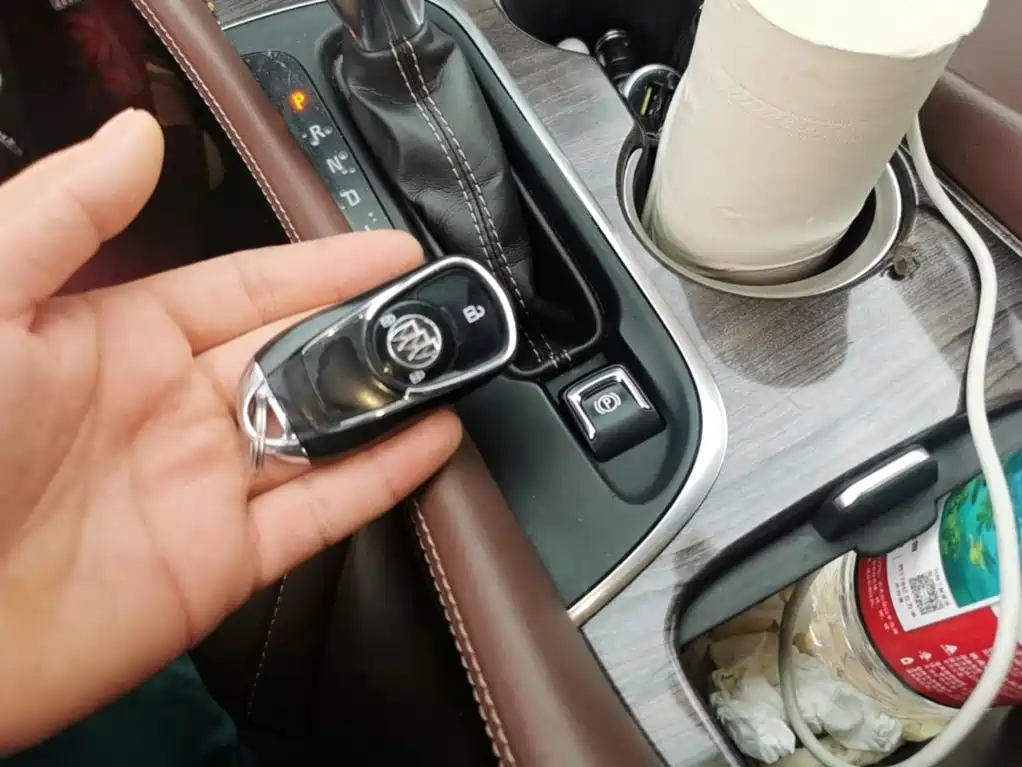 Фото 9 - Buick Envision Plus