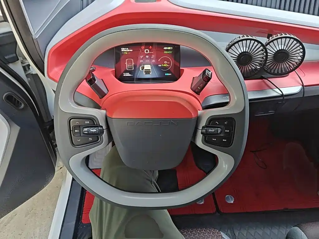 Baojun E200 2021 2020 305KM Smart Enjoyment Edition