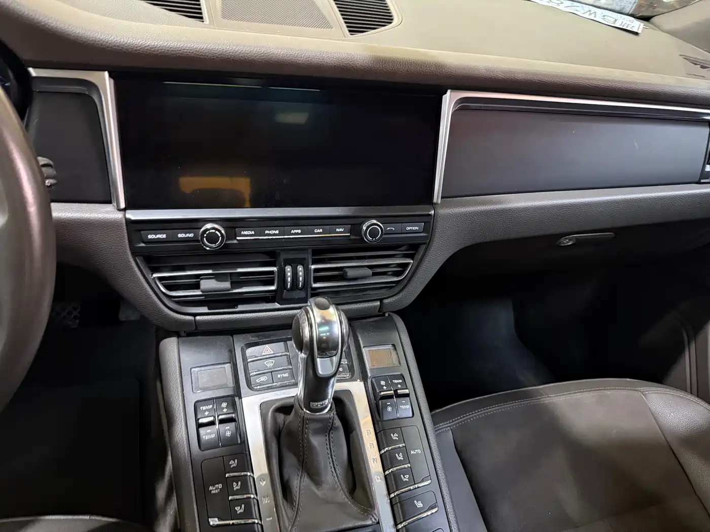 Porsche Macan 2018 Macan 2.0T фото 4