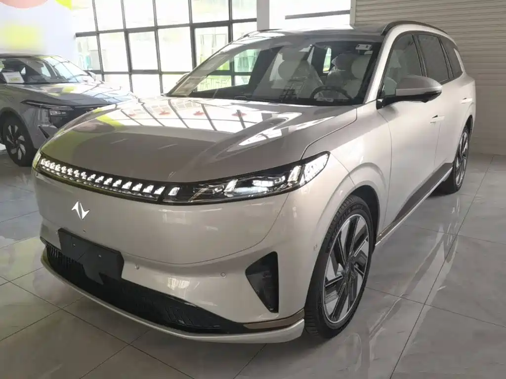 Dongfeng Yipai eπ008 2026 2025 210Ultra Range Extender 5-Seater