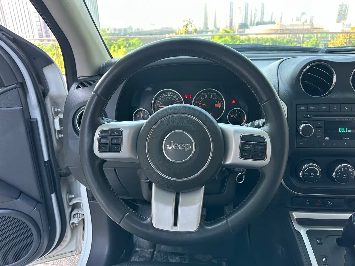 Jeep Compass (Import) 2015 2014 Facelift 2.4L 4WD Luxury Edition
