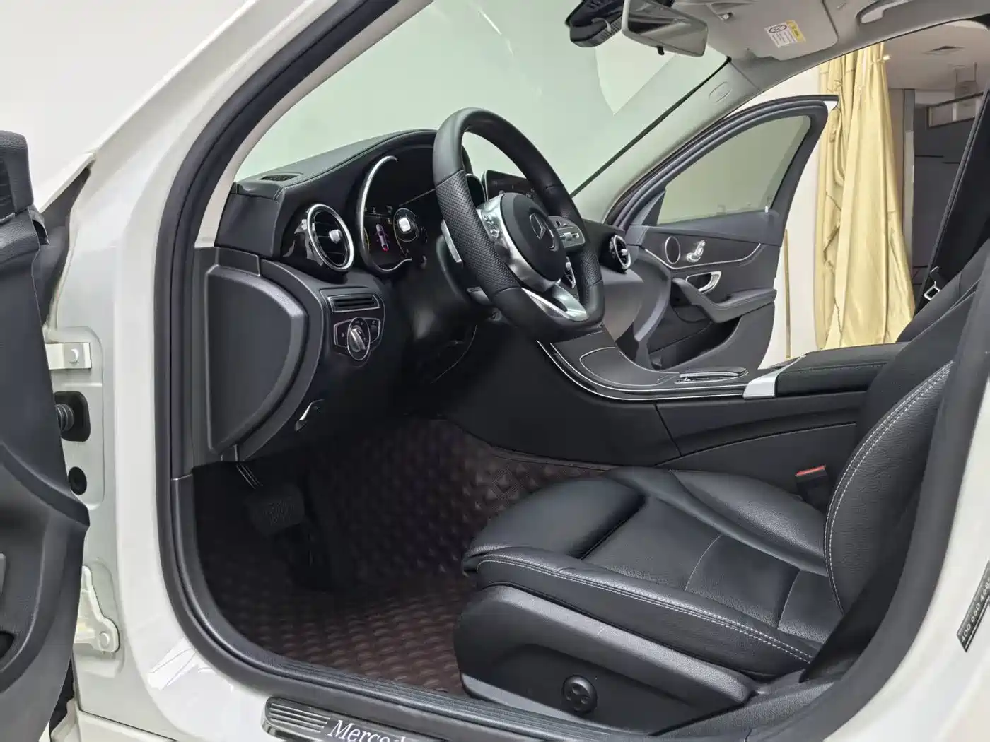 Mercedes-Benz C-Class 2020 Facelift C 200 L Fashion фото 9
