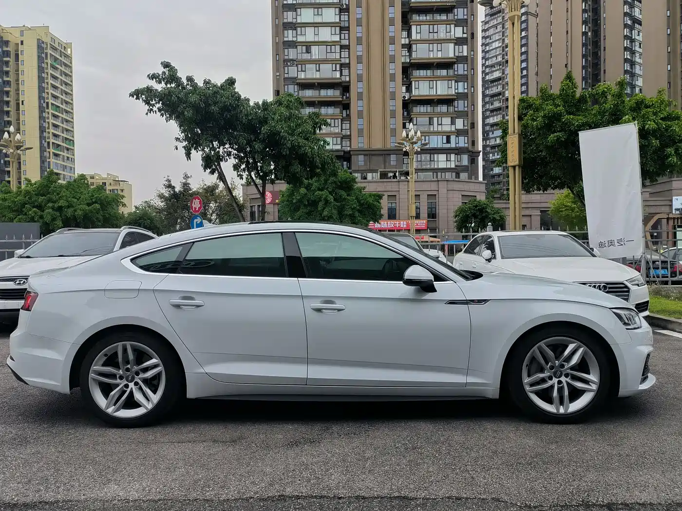 Audi A5 (Import) 2017 Sportback 45 TFSI Fashion фото 2