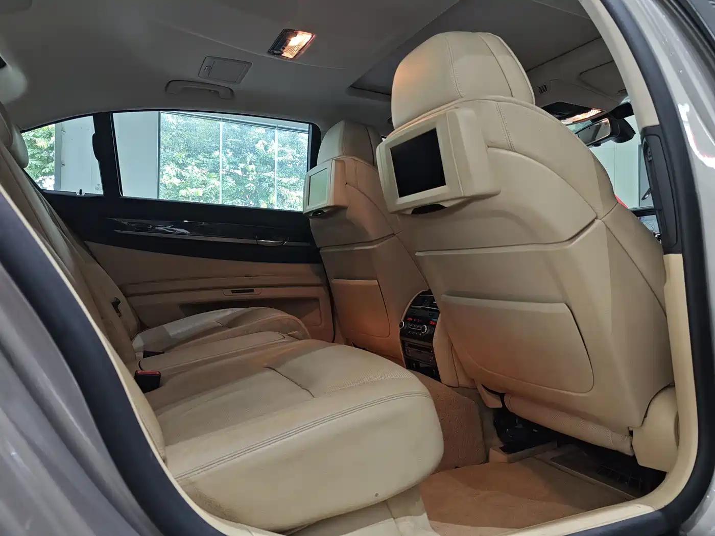 BMW 7 Series 2010 2009 730Li Luxury