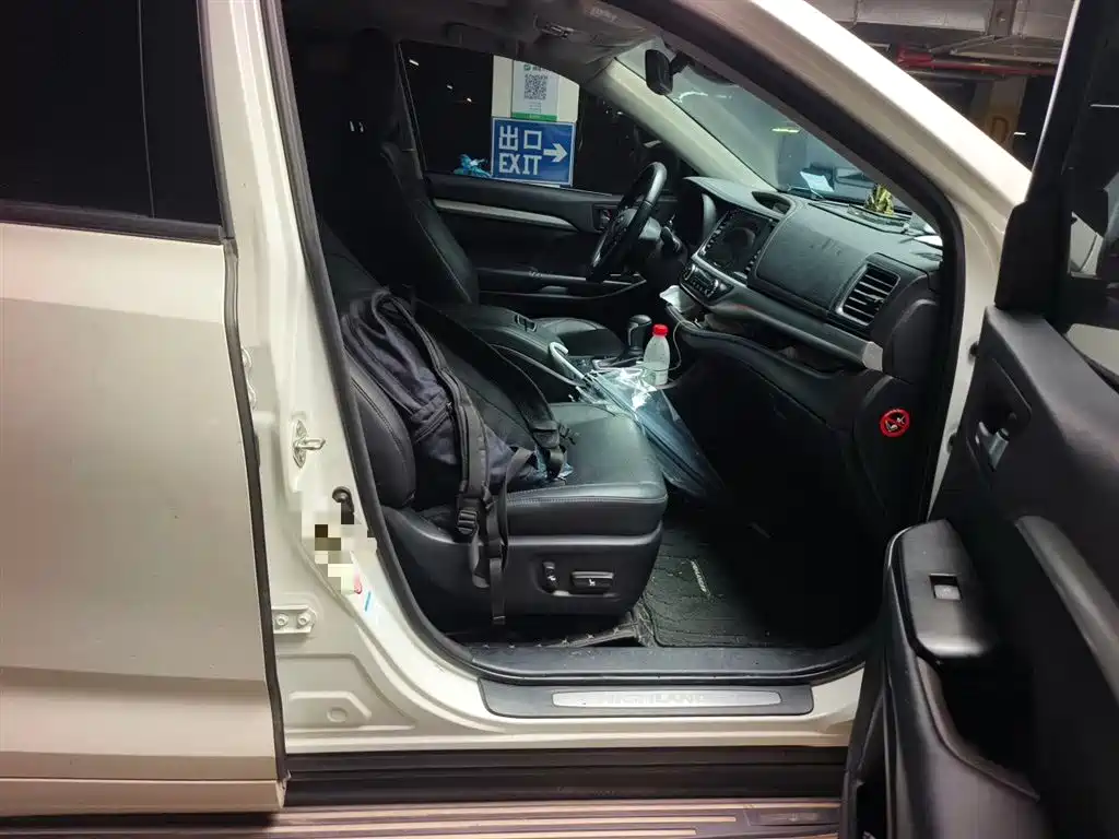 Toyota Highlander 2018 2.0T 4WD Luxury 7-seater (China V) фото 20