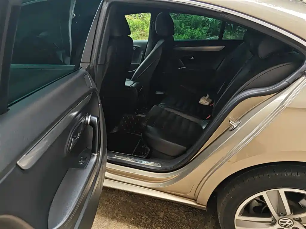 Volkswagen FAW-Volkswagen CC 2015 1.8TSI Luxury фото 16