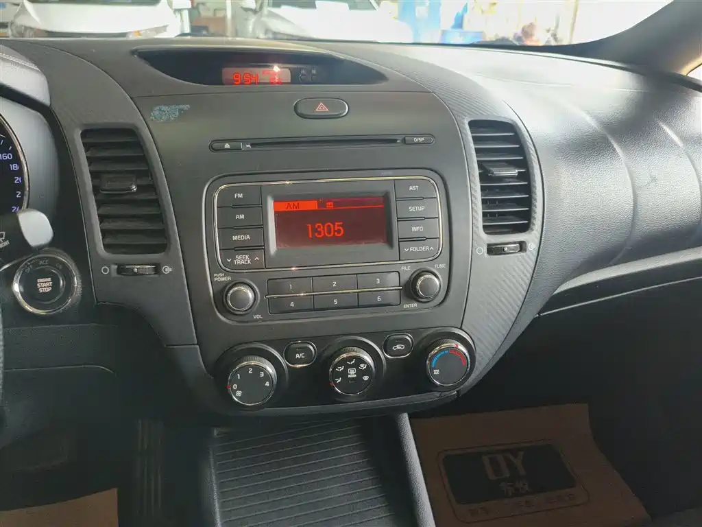Kia K3 2015 1.6L Automatic GLS фото 9
